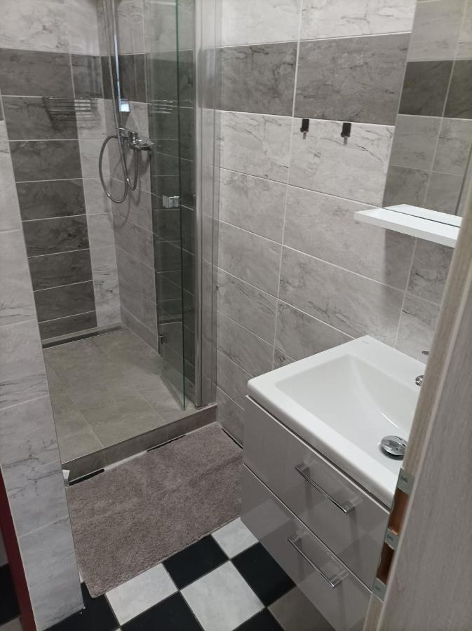 U Janku Apartment Zlin Bagian luar foto